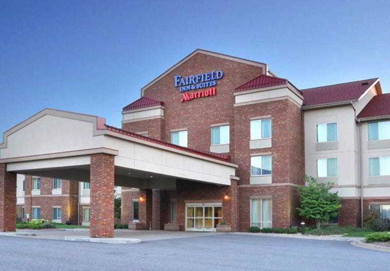 Fairfield Inn & Suites By Marriott Wausau Weston Екстериор снимка