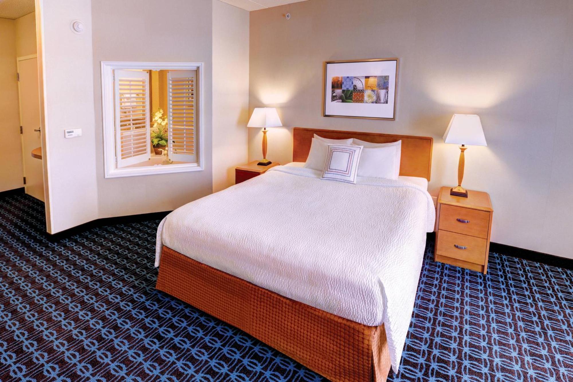 Fairfield Inn & Suites By Marriott Wausau Weston Екстериор снимка
